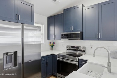 Experience the ultimate Wilmington lifestyle in this stunningly - photo 3