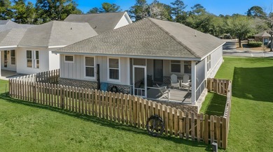 A must-see in Freeport! This 3-bedroom, 2-bath home with a flex - photo 39