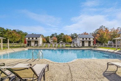 A must-see in Freeport! This 3-bedroom, 2-bath home with a flex - photo 47