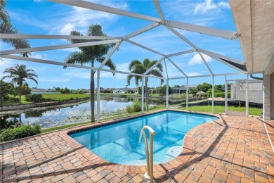 Cape Coral Lakes Area Home For Sale in Cape Coral Florida
