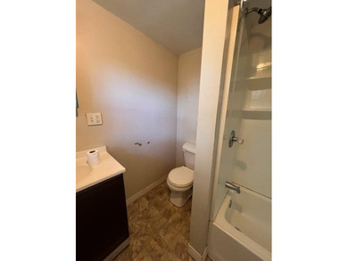 2-3 bedroom home located in a great neighborhood and convenient - photo 11