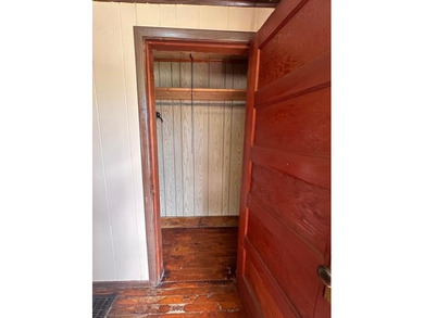 2-3 bedroom home located in a great neighborhood and convenient - photo 13
