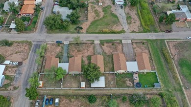 INVESTORS! THIS multi-family (5 unit) property, on almost an - photo 4
