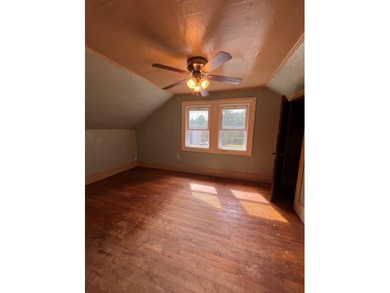 2-3 bedroom home located in a great neighborhood and convenient - photo 18