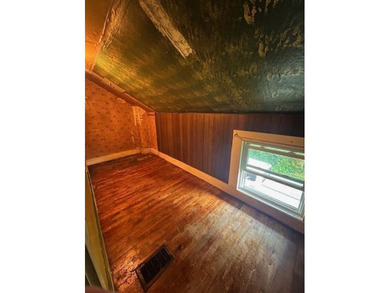2-3 bedroom home located in a great neighborhood and convenient - photo 19