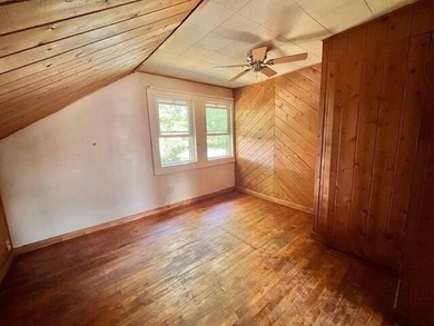 2-3 bedroom home located in a great neighborhood and convenient - photo 21