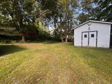 2-3 bedroom home located in a great neighborhood and convenient - photo 22