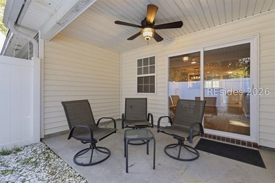 Low-maintenance living with stylish updates and a functional - photo 24