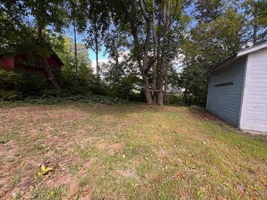 2-3 bedroom home located in a great neighborhood and convenient - photo 24