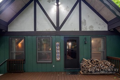 Very nice classic A-frame home (Volkshaus C model) with addition - photo 6