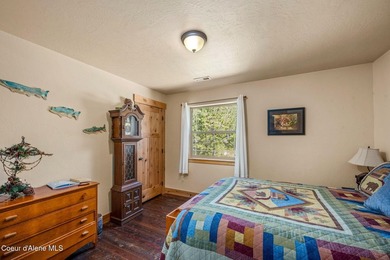Your own private paradise! This 2012 custom-built Priest Lake - photo 9