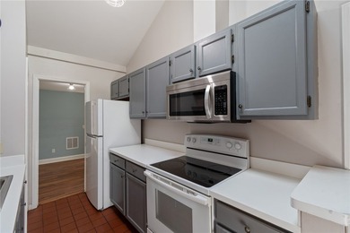 Transparent pricing/no delayed negotiations. Located in the - photo 18