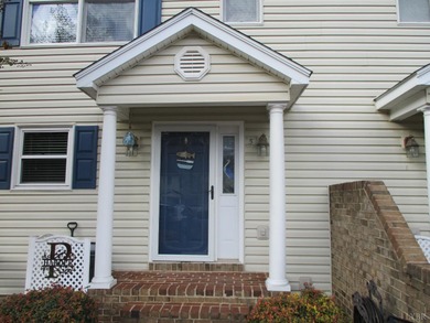 Smith Mountain Lake Townhome/Townhouse Active Under Contract in Hardy Virginia