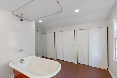 Transparent pricing/no delayed negotiations. Located in the - photo 25