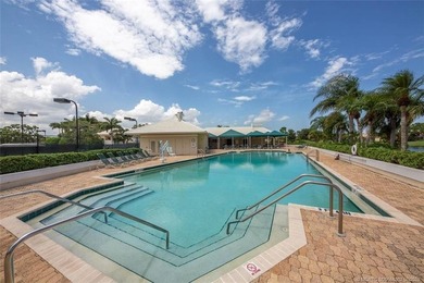 LOCATION! LOCATION! This home offers gorgeous views of LAKE and - photo 26