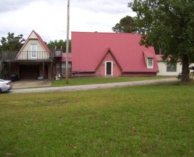 Lake Home For Sale in Saratoga, Arkansas