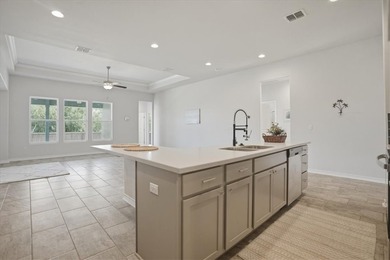 Priced to sell, this spacious Rockport home offers 4 bedrooms, 3 - photo 11