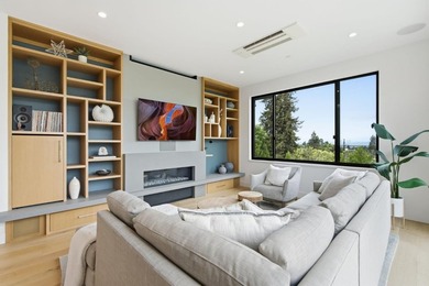 An inspiring, contemporary masterpiece. This custom built home - photo 19