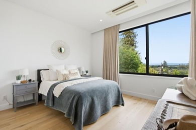 An inspiring, contemporary masterpiece. This custom built home - photo 24