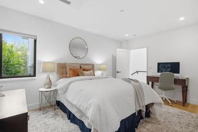 An inspiring, contemporary masterpiece. This custom built home - photo 34