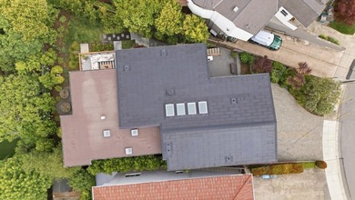 An inspiring, contemporary masterpiece. This custom built home - photo 47