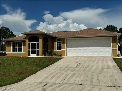 Lehigh Acres Area Home Sale Pending in Lehigh Acres Florida
