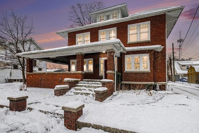 St. Joseph River Home For Sale in Niles Michigan