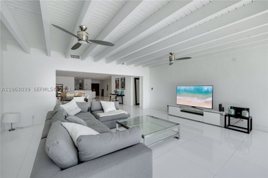 Experience unparalleled views of Indian Creek island from this - photo 5
