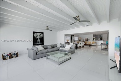 Experience unparalleled views of Indian Creek island from this - photo 6