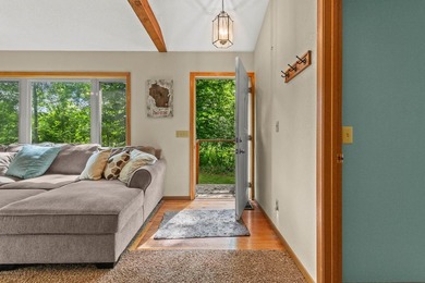 Turn Key Wisconsin River/Lake Petenwell waterfront cabin in a - photo 11