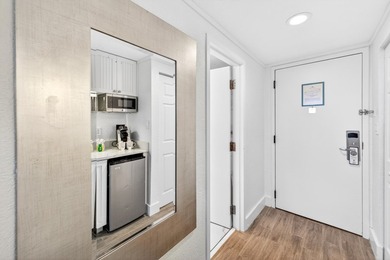 Renovated and rental-ready, this third-floor Bayside at - photo 14