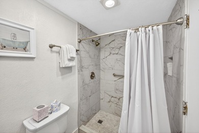 Renovated and rental-ready, this third-floor Bayside at - photo 18