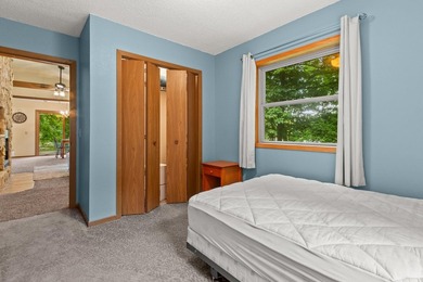 Turn Key Wisconsin River/Lake Petenwell waterfront cabin in a - photo 31