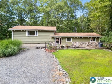 Lake Home For Sale in Middle Smithfield Twp, Pennsylvania