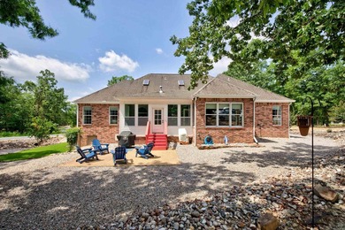 Absolute perfection. Enter into the oasis of this perfect home - photo 44