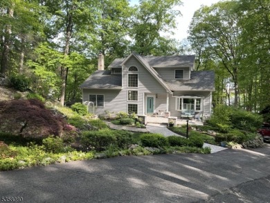 Lake Home Sale Pending in Andover Twp., New Jersey