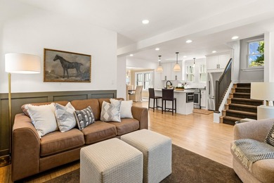 Whitefish Bay charm meets modern luxury in this stunning - photo 6