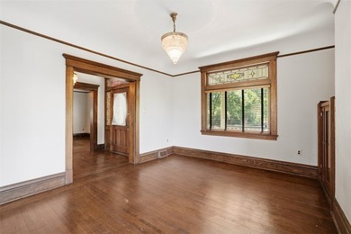 Welcome to this timeless Highland Park gem, where classic - photo 7