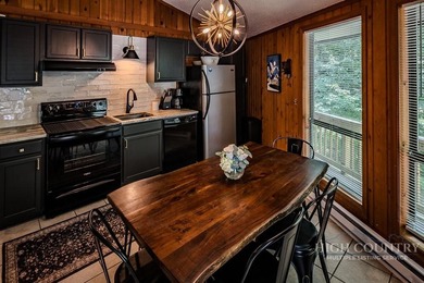 Great price on a large 3 bedroom, two and a half bath Beech - photo 5