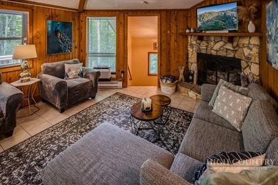 Great price on a large 3 bedroom, two and a half bath Beech - photo 9