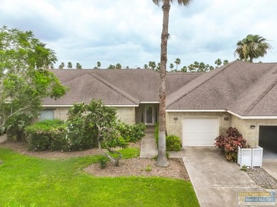 Waterfront home with an open and functional floor plan, screened - photo 24