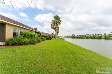 Waterfront home with an open and functional floor plan, screened - photo 30
