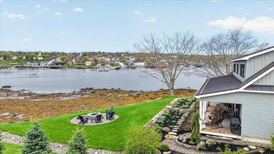 Set along 150A+- feet of Belfast waterfront, this exceptional - photo 3