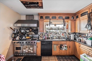 Incredible opportunity to restore and reimagine this spacious - photo 7