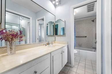 Top floor corner unit with panoramic views of the golf course - photo 20