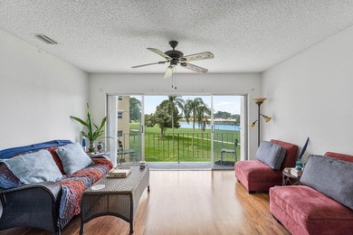 Top floor corner unit with panoramic views of the golf course - photo 23