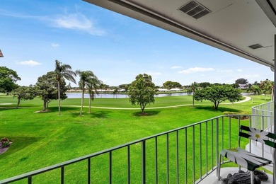 Top floor corner unit with panoramic views of the golf course - photo 24