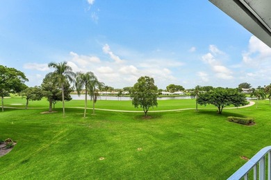 Top floor corner unit with panoramic views of the golf course - photo 25