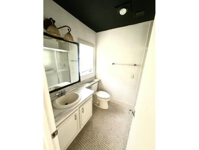 Very nice 2 Bedroom 2 Bath Villa, located very quiet and - photo 9