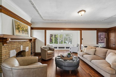 Nestled just 5 blocks from the lake in the heart of Shorewood - photo 3